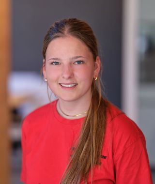 Henriette Zürger - Echaz-Schreinerei